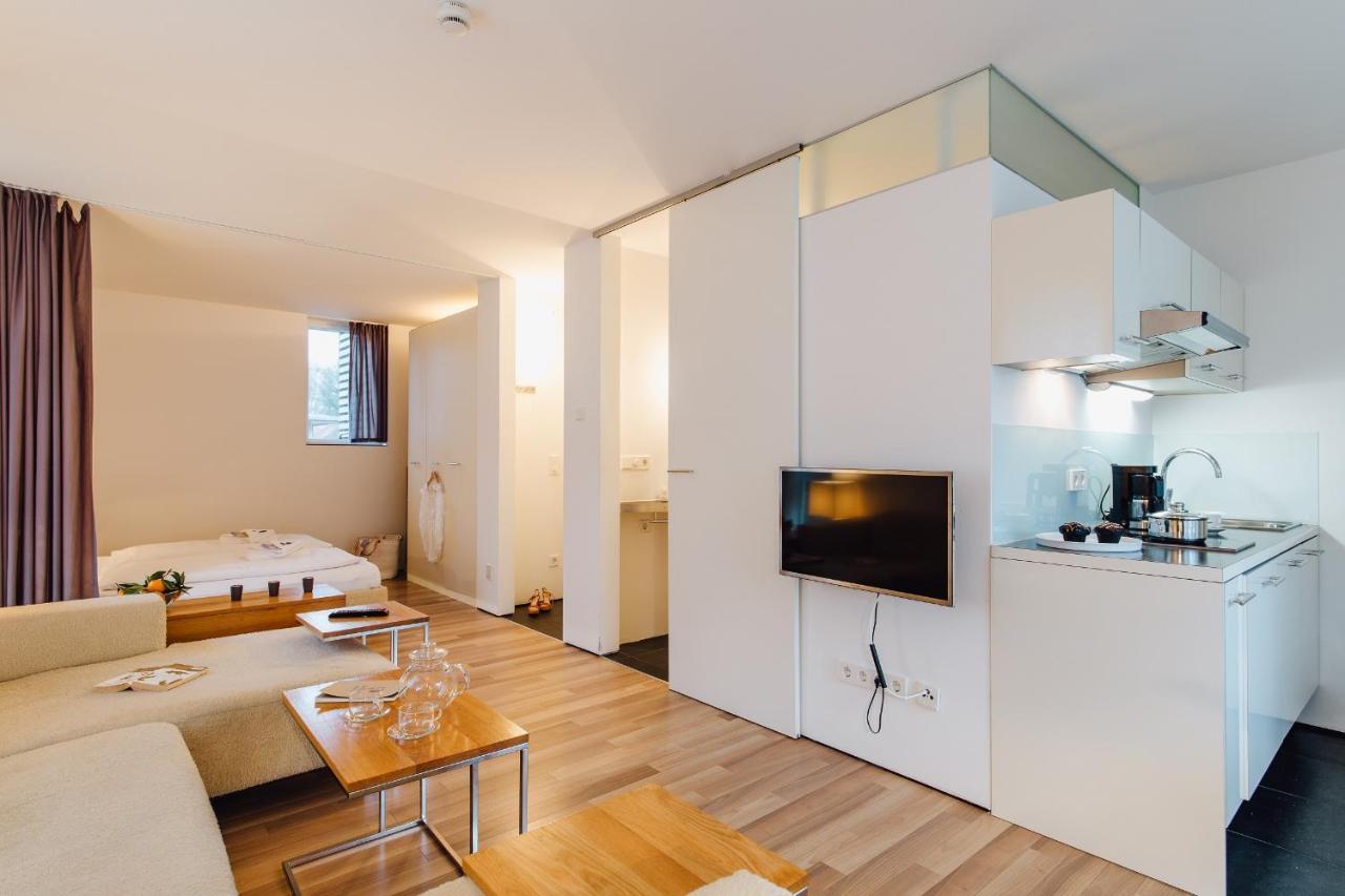 M2 Living Apartment No 1 Преров Екстериор снимка